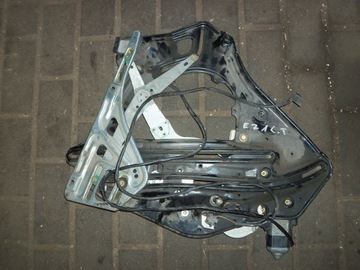 BMW 8 E31 ELELKTRICKÝ VZPĚRA/TLAKOVAČ OKNO ZADNÍ LEVÝ 8123233