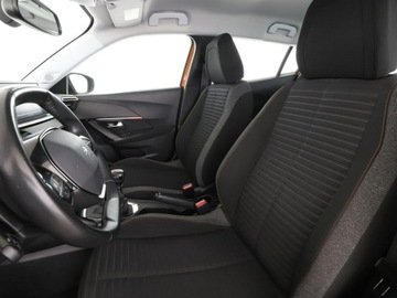 Peugeot 2008 II SUV 1.5 BlueHDi 110KM 2021 Peugeot 2008 navi klima auto czujniki parkowania, zdjęcie 12