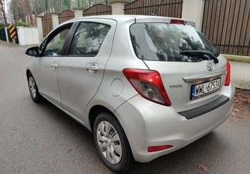 Toyota Yaris III Hatchback 5d 1.4 D-4D DPF 90KM 2013 Toyota Yaris 1.4 D4D 5-Drzwi Klimatyzacja Salo..., zdjęcie 4