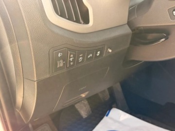 Kia Sportage III SUV Facelifting 1.7 CRDi 115KM 2015 Kia Sportage Biala perla Swietny stan Grzana kierownica 1.7 Diesel, zdjęcie 14