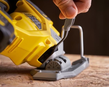 Бесщеточный лобзик 18V V20 Stanley SFMCS650B