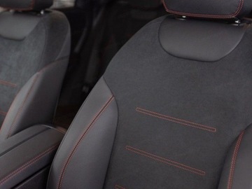 Mercedes Klasa B W247 Sports Tourer Facelifting 1.3 200 163KM 2025 MERCEDES-BENZ B Klasa 200 AMG Line 1.3 (163KM) 2025, zdjęcie 6