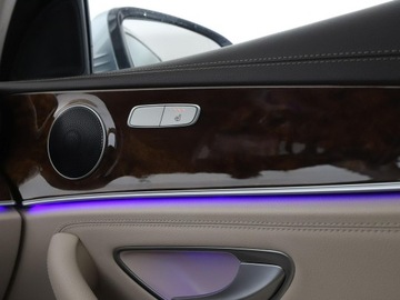 Mercedes Klasa E W213 Limuzyna 2.0 220d 194KM 2016 Mercedes E 220 Avantgarde Automat Navi Kamera, zdjęcie 37