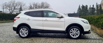 Nissan Qashqai II Crossover 1.6 DIG-T 163KM 2017 Nissan Qashqai TeknaNaviKamera 36047 tys. wpisuje na fakturzeOrg.lakier1wl, zdjęcie 4