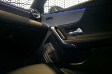 Mercedes CLA C118/X118 Shooting Brake 2.0 250 224KM 2020 Mercedes-Benz CLA FV23 ASO Progressive 2.0 225KM Kamera Dynamic Select Amb, zdjęcie 25