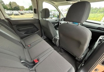 Volkswagen Caddy V Caddy 1.5 TSI 114KM 2021 Volkswagen Caddy Pakiet Ziomwy, GPS, Tempomat, Podgrzewane fotele, Kamera, zdjęcie 8