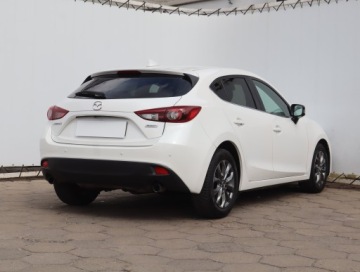 Mazda 3 III Hatchback Facelifting 2.0 SKYACTIV-G 120KM 2016 Mazda 3 2.0 Skyactiv-G, Serwis ASO, Skóra, Xenon, zdjęcie 4