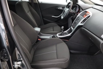 Opel Astra J Sports Tourer Facelifting 1.7 CDTI ECOTEC 130KM 2014 Opel Astra 1.7 CDTI, Salon Polska, Navi, Klima, zdjęcie 8