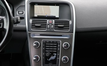 Volvo XC60 I SUV Facelifting 2.0 D4 DRIVE-E 181KM 2014 Volvo XC 60 El. Klapa. Multifunkcja, El. Szyby, Czujniki cofania, Polski S, zdjęcie 5