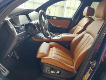 BMW X7 2022 BMW X7 2022 BMW X7 M50I 4.4 Benzyna 523KM, zdjęcie 7