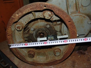 Коробка передач, мотор-редуктор 1CH200 з/4 INDUKTA