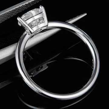 SREBRNY PIERŚCIONEK 925 z cyrkoniami regulowany obrączka srebro na zaręczyn