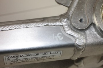 YAMAHA R6 RJ01 RJ03 98-02 РАМА С ДОКУМЕНТАМИ 1999