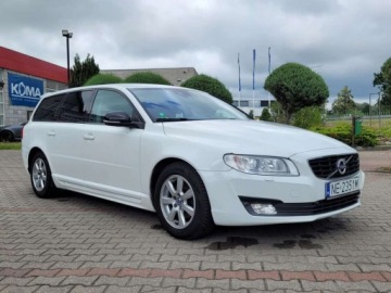 Volvo V70 III Kombi Facelifting 2.0 D3 DRIVE-E 150KM 2015 Volvo V70 V70 2.0 Diesel 150KM, zdjęcie 1
