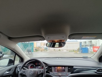 Toyota Corolla XII TS Kombi 1.8 Hybrid 122KM 2020 Toyota Corolla 1.8 HYBRYDA SALON PL Salon PL I rej 12.2020, zdjęcie 12