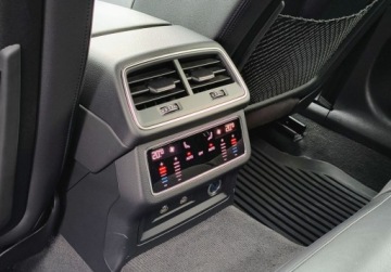 Audi A6 C8 Allroad 3.0 55 TDI 344KM 2023 Audi A6 Allroad Gwarancja 2028 55 TDI Salon PL HD Matrix Radary Tylna os s, zdjęcie 31