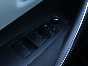 Toyota Corolla XII TS Kombi 1.2 Turbo D-4T 116KM 2019 Toyota Corolla 1.2 Turbo, Salon Polska, zdjęcie 16