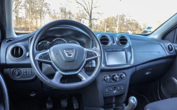 Dacia Sandero II Hatchback 5d Facelifting 0.9 TCe 90KM 2018 Dacia Sandero Stepway Lift 2018 r. Bezwypadkowy 54 tys. km Benzyna 90KM, zdjęcie 8