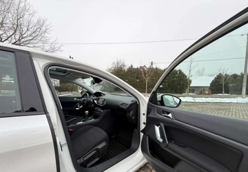 Peugeot 2014 Peugeot 308 Peugeot 308 PureTech 130 GPF Stop amp Start Allure Pack 1.2, zdjęcie 22