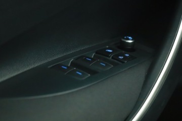 Toyota Corolla XII Sedan 1.5 VVT-i 125KM 2022 Toyota Corolla 1.5 VVT-i, Salon Polska, zdjęcie 16