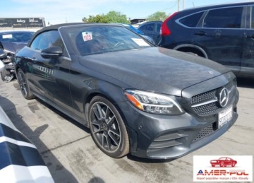 Mercedes Klasa C W205 Kabriolet Facelifting 2.0 300 258KM 2019 Mercedes-Benz Klasa C MERCEDES-BENZ C 300 2.0 Benzyna 259KM