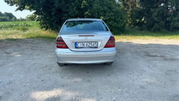 Mercedes Klasa C W203 Sedan W203 2.1 (C 220 CDI) 150KM 2005 Mercedes-Benz Klasa C Raty 2.2 cdi 150KM Automat Polskora tylko 200tys km, zdjęcie 6