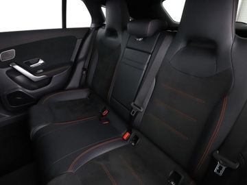 Mercedes CLA C118/X118 Shooting Brake Plug-In 1.3 250e 218KM 2023 Mercedes CLA 250 PHEV full LED skóra/alcantara, zdjęcie 16