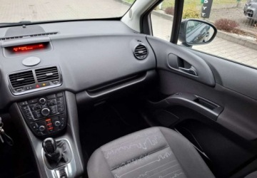 Opel Meriva II Mikrovan 1.4 Turbo ECOTEC 120KM 2011 Opel Meriva Opel Meriva 1.4 Active 1.4 Benzyna 120KM, zdjęcie 14