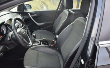 Opel Astra J GTC 1.4 Turbo ECOTEC 120KM 2013 Opel Astra 1.4 TB Navi 142 TYS KM PDC Sprowadzony Oplacony 1.4 Benzyna, zdjęcie 19