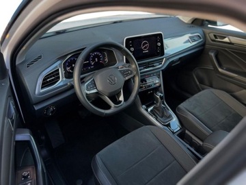 Volkswagen T-Roc I SUV Facelifting 1.5 TSI ACT 150KM 2024 Volkswagen T-Roc VW T-Roc 1.5 TSI 150 KM DSG 2024 9 700 km Gwarancja pr, zdjęcie 9