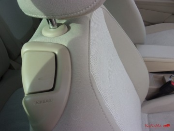 Volkswagen Beetle Hatchback 3d 1.2 TSI 105KM 2014 Volkswagen Beetle Automat 1,2 b zarejestrowany w PL 1.2 Benzyna 105KM, zdjęcie 27