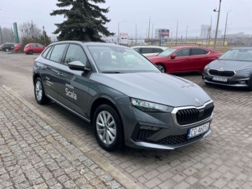 Skoda Scala Hatchback Facelifting 1.0 TSI 115KM 2025 Skoda Scala Benzyna 115KM, zdjęcie 2