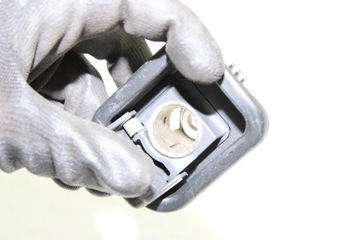 BMW E46 РОЗЕТКА ЗАДНЕГО ПРИГОРИТЕЛЯ, БАГАЖНИК 7008038