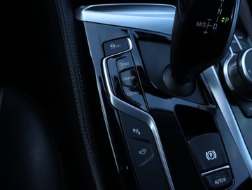 BMW Seria 5 G30-G31 Limuzyna 520i 184KM 2019 BMW 5 520i, Automat, Skóra, Navi, Klima, zdjęcie 17