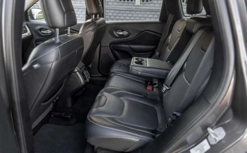 Jeep Cherokee V Terenowy 2.0 MJD 170KM 2014 Jeep Cherokee Jeep Cherokee 2.0 Multijet Active Drive II Automatik Limited, zdjęcie 4