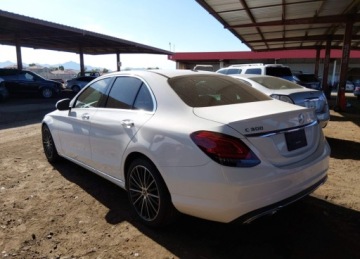 Mercedes Klasa C W205 Kabriolet Facelifting 2.0 300 258KM 2019 Mercedes-Benz Klasa C MERCEDES-BENZ C 300 2.0 Benzyna 259KM, zdjęcie 4