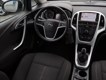 Opel Astra J Sports Tourer Facelifting 1.4 Turbo ECOTEC 120KM 2012 Opel Astra 1.4 T, Navi, Klima, Klimatronic, zdjęcie 6