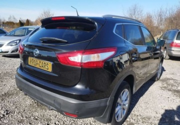Nissan Qashqai II Crossover 1.6 dCi 130KM 2016 Nissan Qashqai Nissan Qashqai 1.6 dci klima kamery 360 stan bdb gwarancja, zdjęcie 2