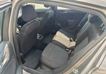 Opel Astra J GTC 1.6 CDTI Ecotec 110KM 2017 Opel Astra 1,6 110KM Salon Polska 1.6 Diesel 110KM, zdjęcie 9