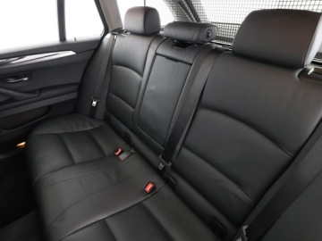 BMW Seria 5 F10-F11 Touring Facelifting 520d 190KM 2016 BMW 520 4x4 automat full LED skóra duża navi, zdjęcie 16