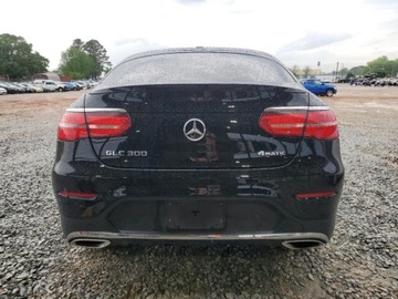 Mercedes GLC C253 2017 Mercedes-Benz GLC Coupe 300 4Matic 2017 2.0l 2.0 Benzyna 241KM, zdjęcie 2