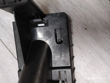 9783. KAROQ DRŽÁKY RADAR PŘEDNÍ 57A907456