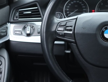 BMW Seria 5 F10-F11 Touring Facelifting 520d 190KM 2016 BMW 5 520d xDrive, 187 KM, 4X4, Automat, Skóra, zdjęcie 22
