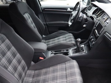 Volkswagen Golf VII GTD 5d 2.0 TDI-CR BlueMotion Technology 184KM 2015 VW Golf 2.0 TDI GTD, 181 KM, Navi, Xenon, zdjęcie 8
