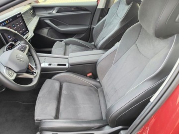 Volkswagen Passat B8 Variant Facelifting 1.5 TSI EVO 150KM 2025 Volkswagen Passat serwis ASO 2.0TDI 150KM bezwypadkow gwarancja pakiety ka, zdjęcie 11