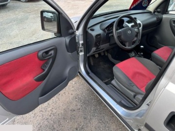 Opel Combo C Van 1.6 ECOTEC 87KM 2003 Opel Combo Tour 1.6 benzyna 87KM 2003r, zdjęcie 11