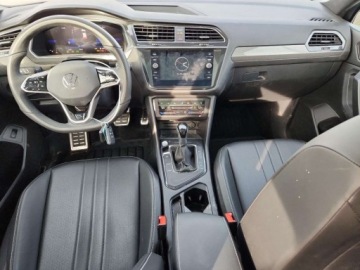 Volkswagen Tiguan III 2024 Volkswagen Tiguan Se R-Line Black 2024 2.0 Benzyna 184KM, zdjęcie 8