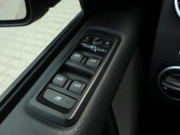 Land Rover Discovery IV 3.0 D 210KM 2011 Land Rover Discovery 3.0 TDV6, 207 KM, 4X4, zdjęcie 19