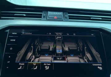 Volkswagen Passat B8 Variant Facelifting 2.0 TSI 190KM 2019 Volkswagen Passat Variant R-LINE -elegance, DCC, Matrix, Hak, DYNAUDIO, AC, zdjęcie 30
