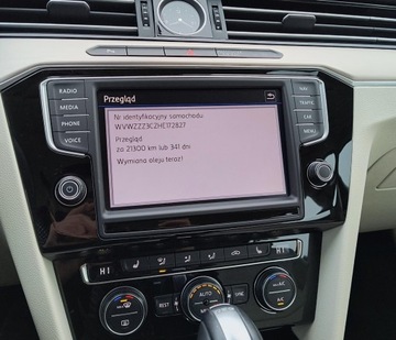 Volkswagen Passat B8 Variant 2.0 TSI BlueMotion Technology 220KM 2017 Volkswagen Passat 2.0 TSI 220KM Highline DSG, Salo, zdjęcie 20